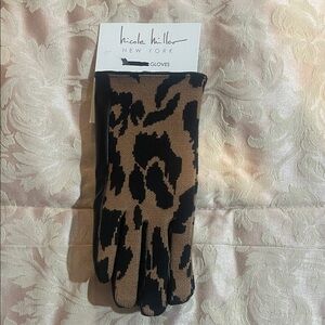 Nicole Miller Black and Tan Patterned Gloves